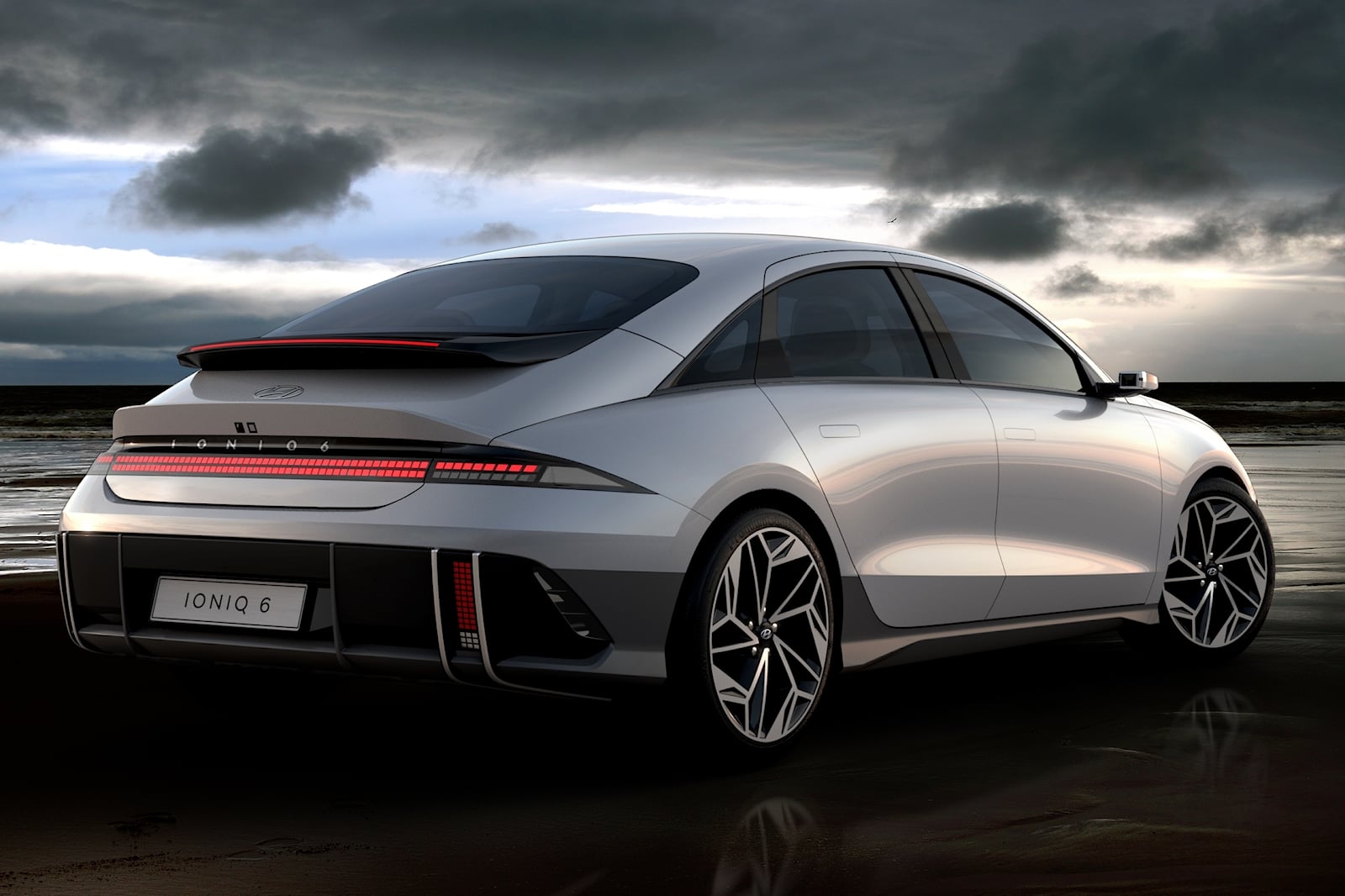 hyundai-ioniqs-rear-side-now-look-like-they-copied-it-from-porsche