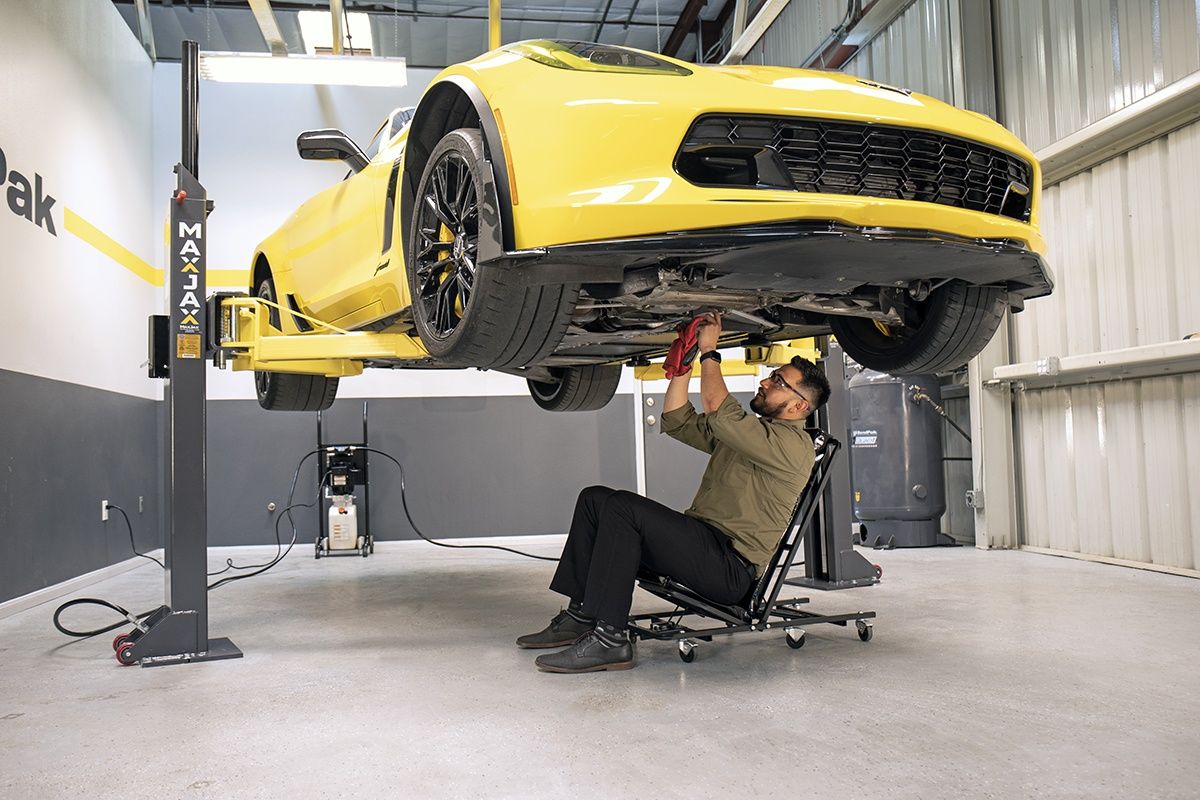 two-post-car-lift-in-service