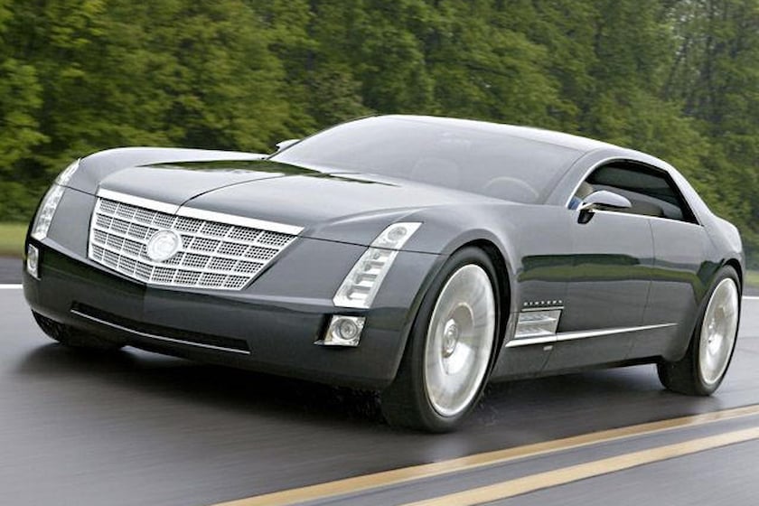cadillac-sizteen-concept-was-introduced-back-in-2003