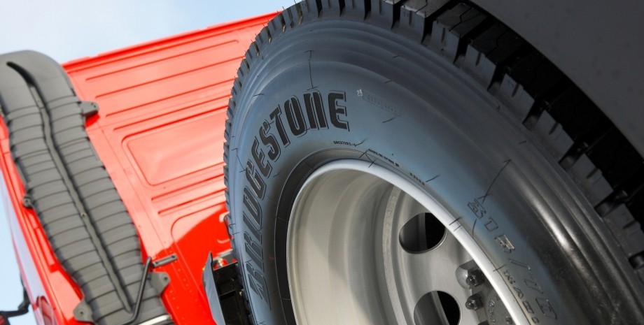 bridgestone-smart-tires-will-tell-you-when-to-repair-or-change-them